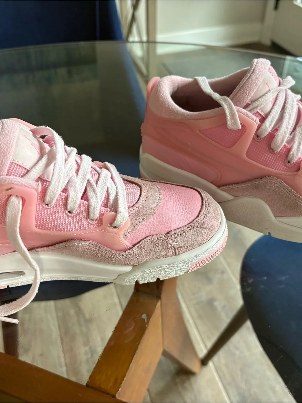 Jordan Air Jordan 4 RM Pink and White Sneakers kids size 3.5y